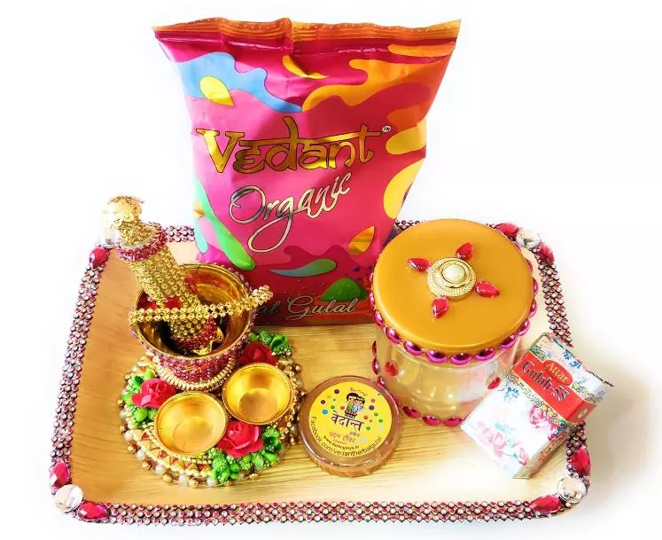 Holi Gift Hamper Platter with Decorated Mini Balti Pichkari Plater