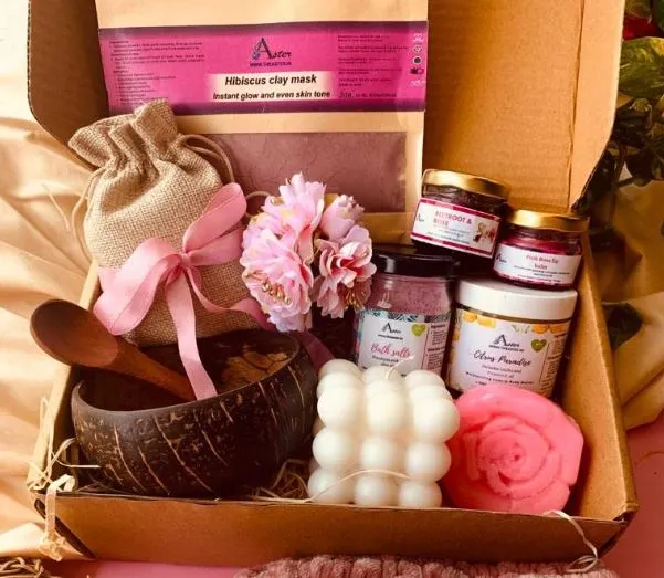 aromatherapy relaxation box for valentines day , Gift hamper, Wellness box, Spa in a box, Gift box for her